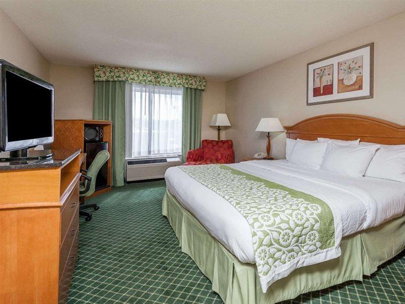 Days Inn & Suites By Wyndham Warren Exterior foto