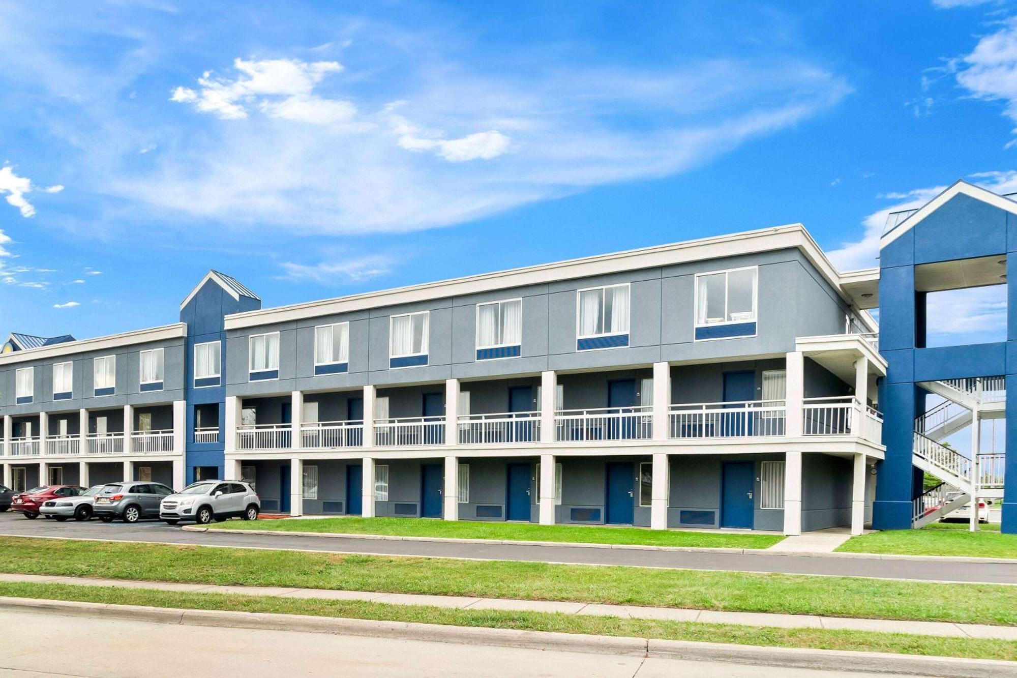 Days Inn & Suites By Wyndham Warren Exterior foto